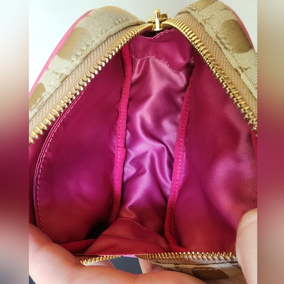 ✨️NWT✨️ Coach Poppy Chan Cosmetic Case - Pinky - Picture 6 of 6